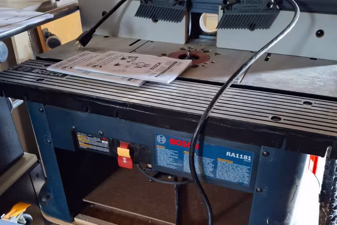 Bosch router table RA1181